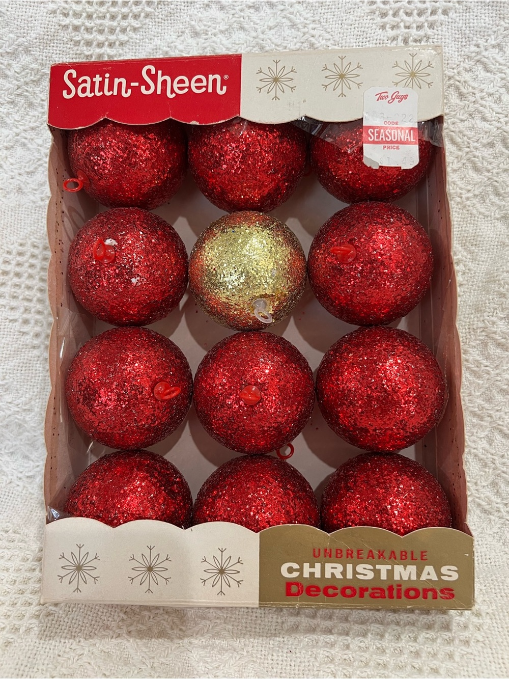 12 vintage Satin- Sheen unbreakable Christmas ornaments 11 red 1 gold